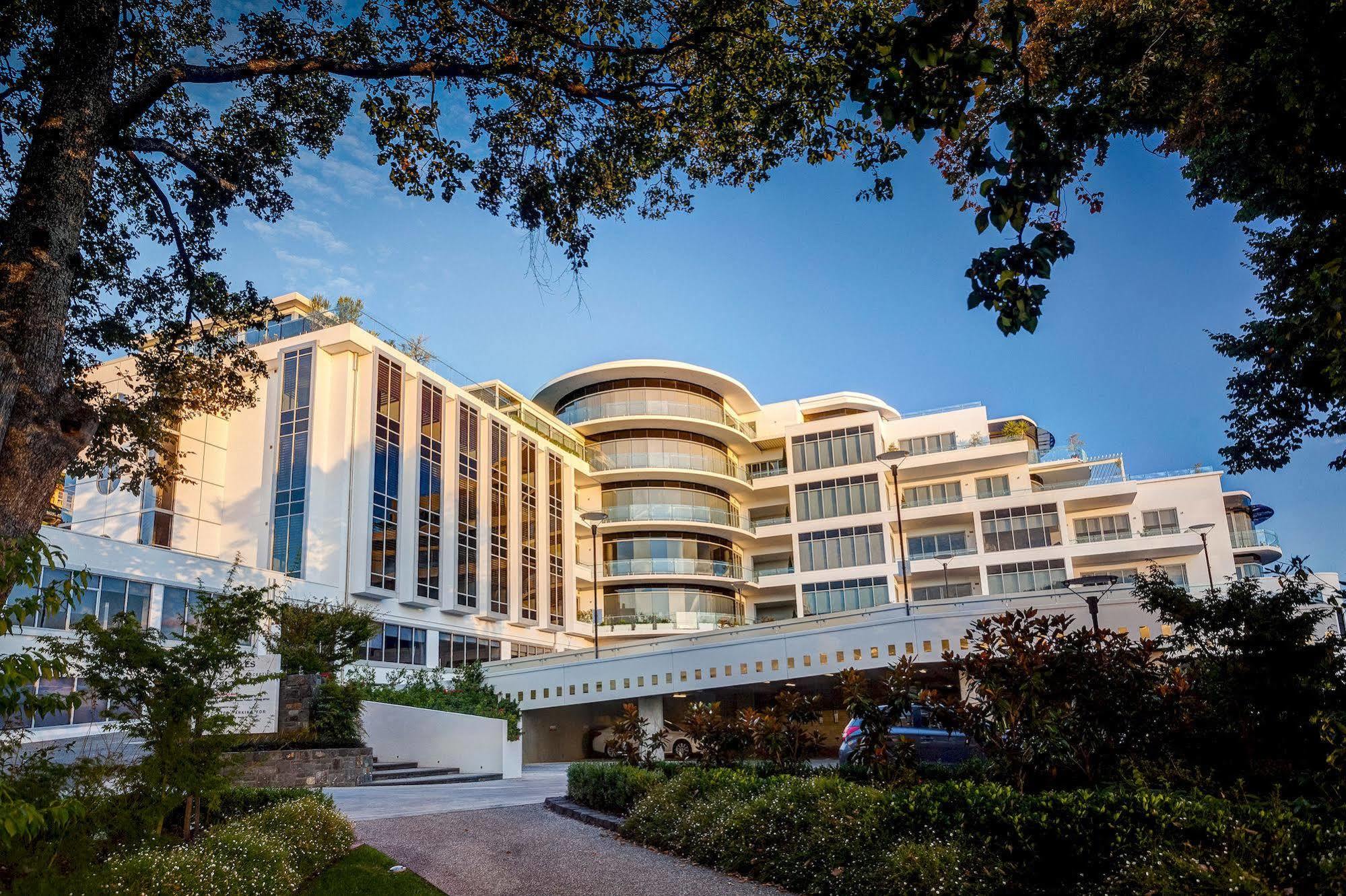 มันตรา ชาร์ลส์ โฮเทล ลอนเซสตัน Hotel ลอนเชสตัน ภายนอก รูปภาพ